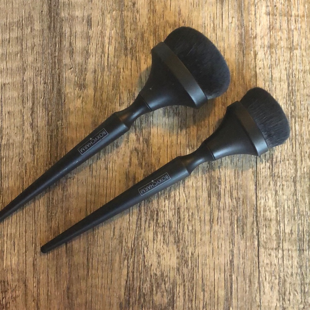 Makeup brushes
